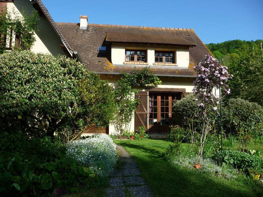 Maison D'Hotes Les Coquelicots Живерни Экстерьер фото